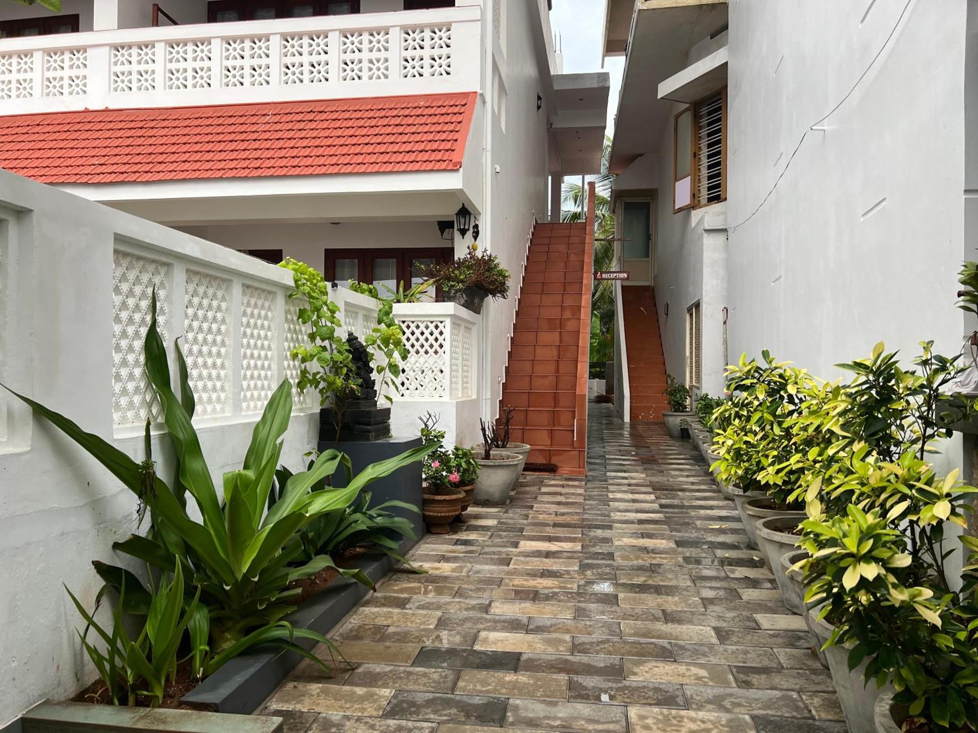 Buddha Beach Hotel Kovalam Eksteriør bilde