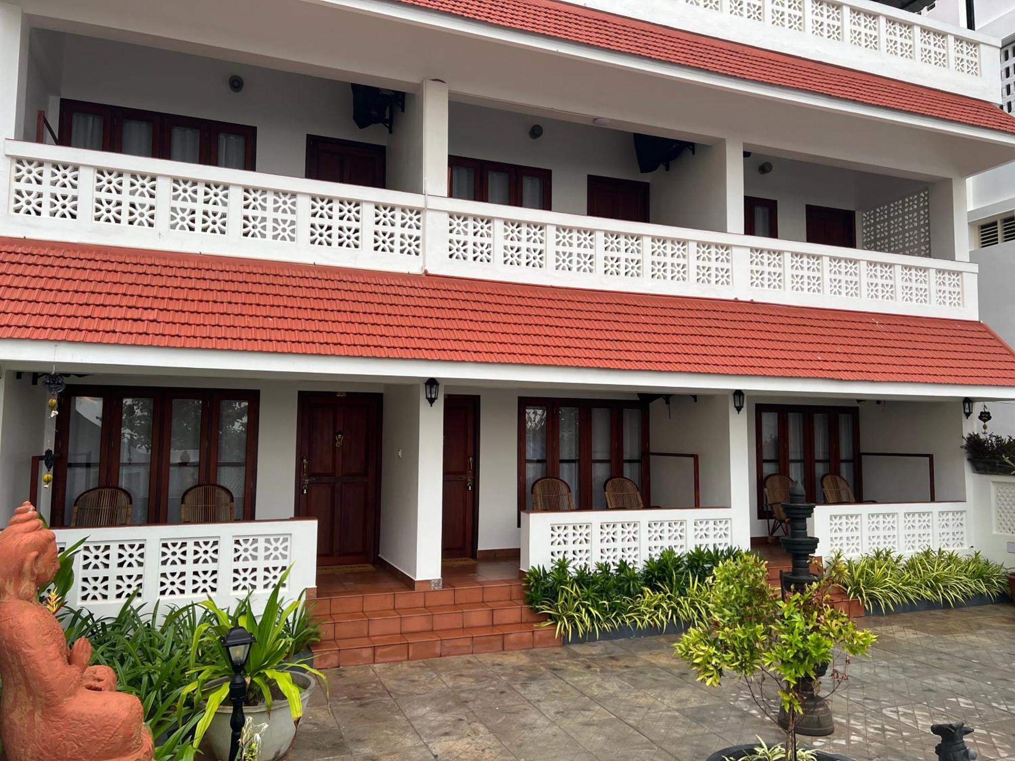 Buddha Beach Hotel Kovalam Eksteriør bilde